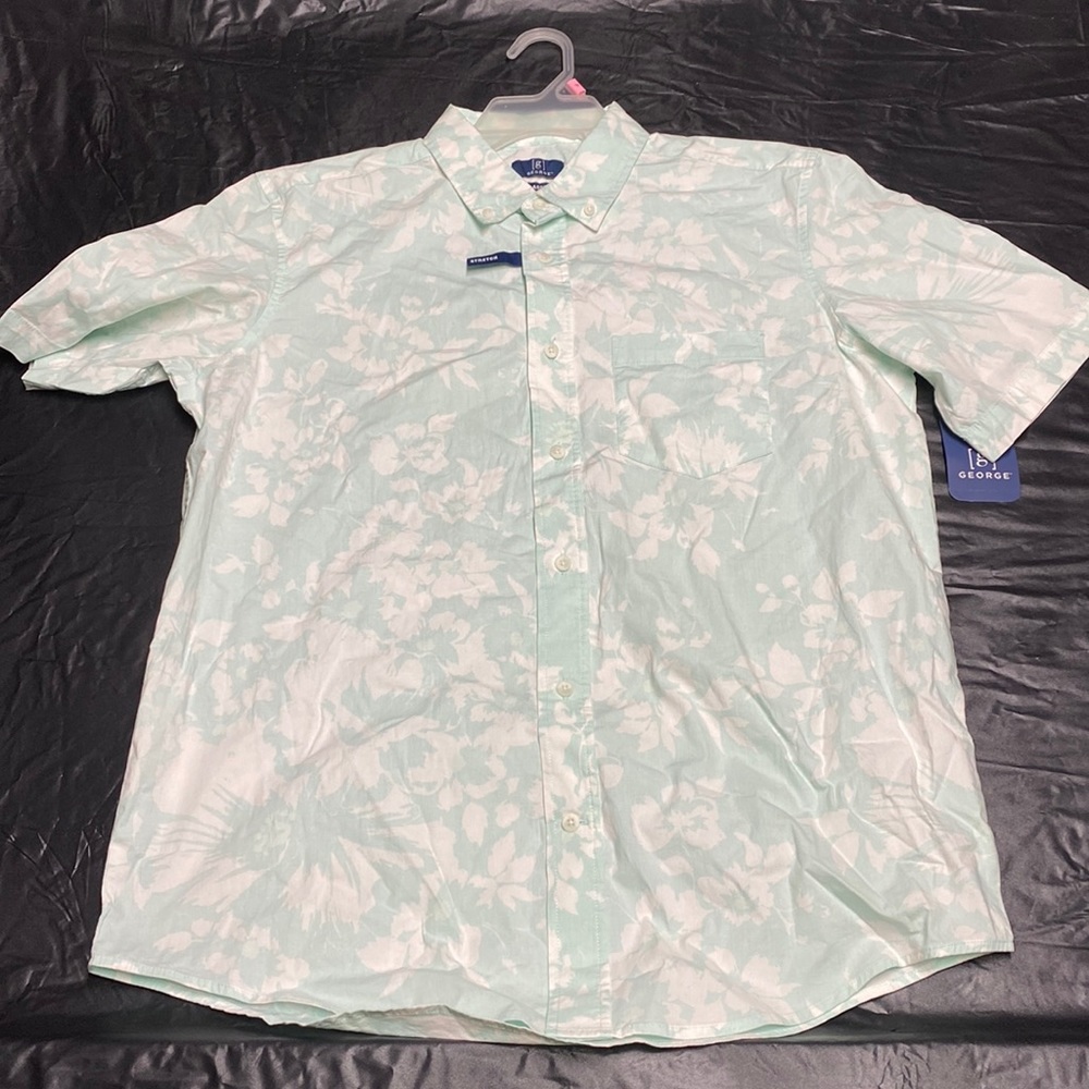Button down short sleeve shirt